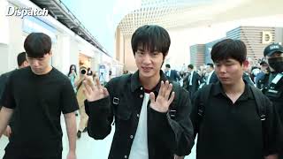 bts jin at the airport #jin  #kimseokjin #jinu #wwhjin #btsjin #btsarmy #jinvideo #viralvideo #bts