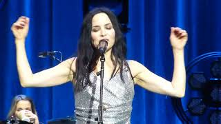 THE CORRS - OLD TOWN - LIVE AT THE OVO HYDRO, GLASGOW - SUN 17TH NOV 2024